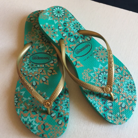 Havaianas Flip Flops - Picture 1 of 5